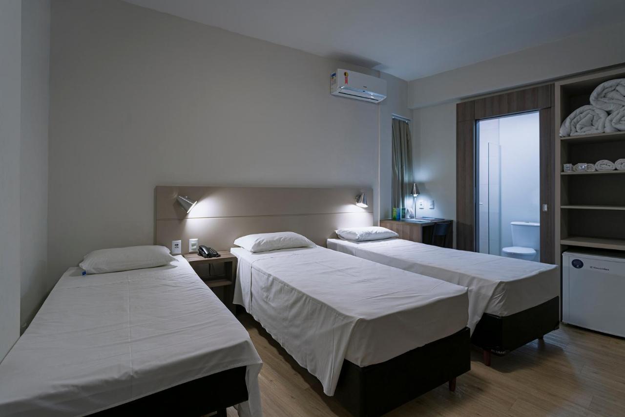 Hotel Valerim Itajai / Navegantes ภายนอก รูปภาพ