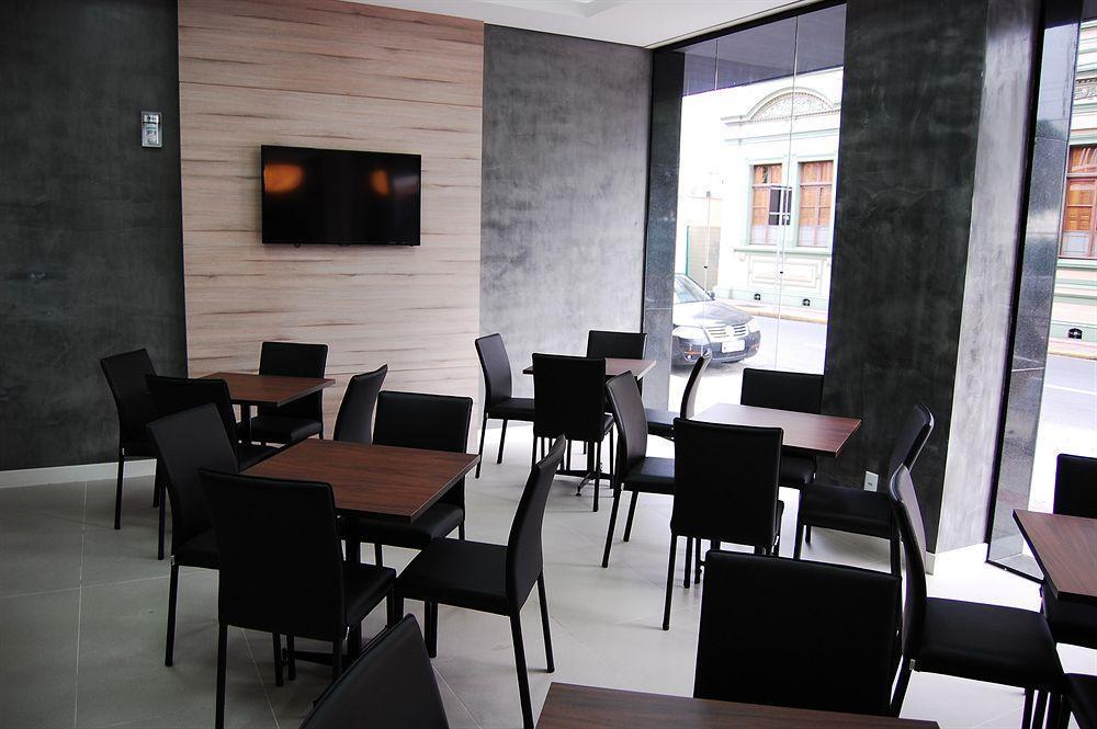 Hotel Valerim Itajai / Navegantes ภายนอก รูปภาพ