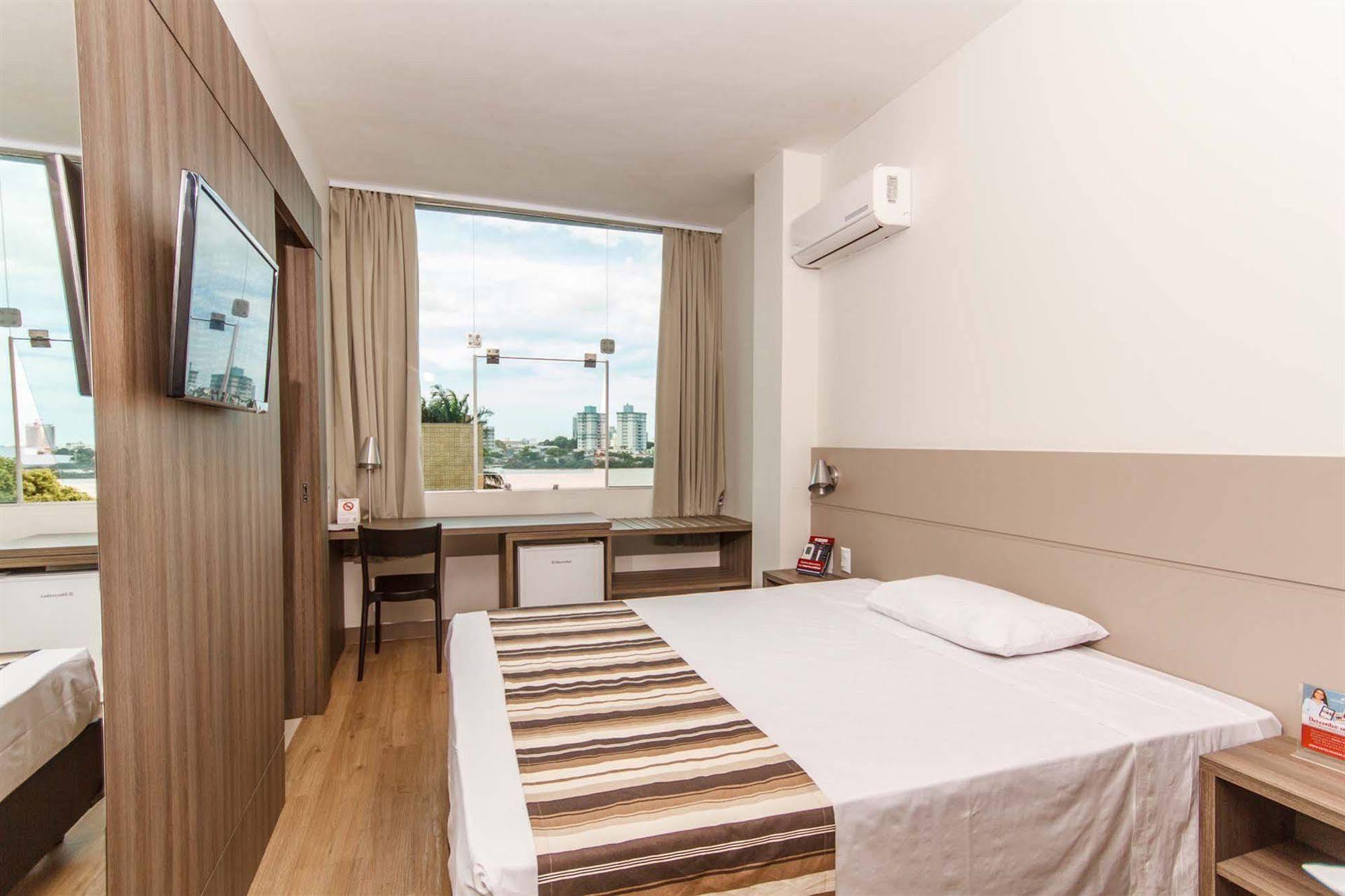 Hotel Valerim Itajai / Navegantes ภายนอก รูปภาพ