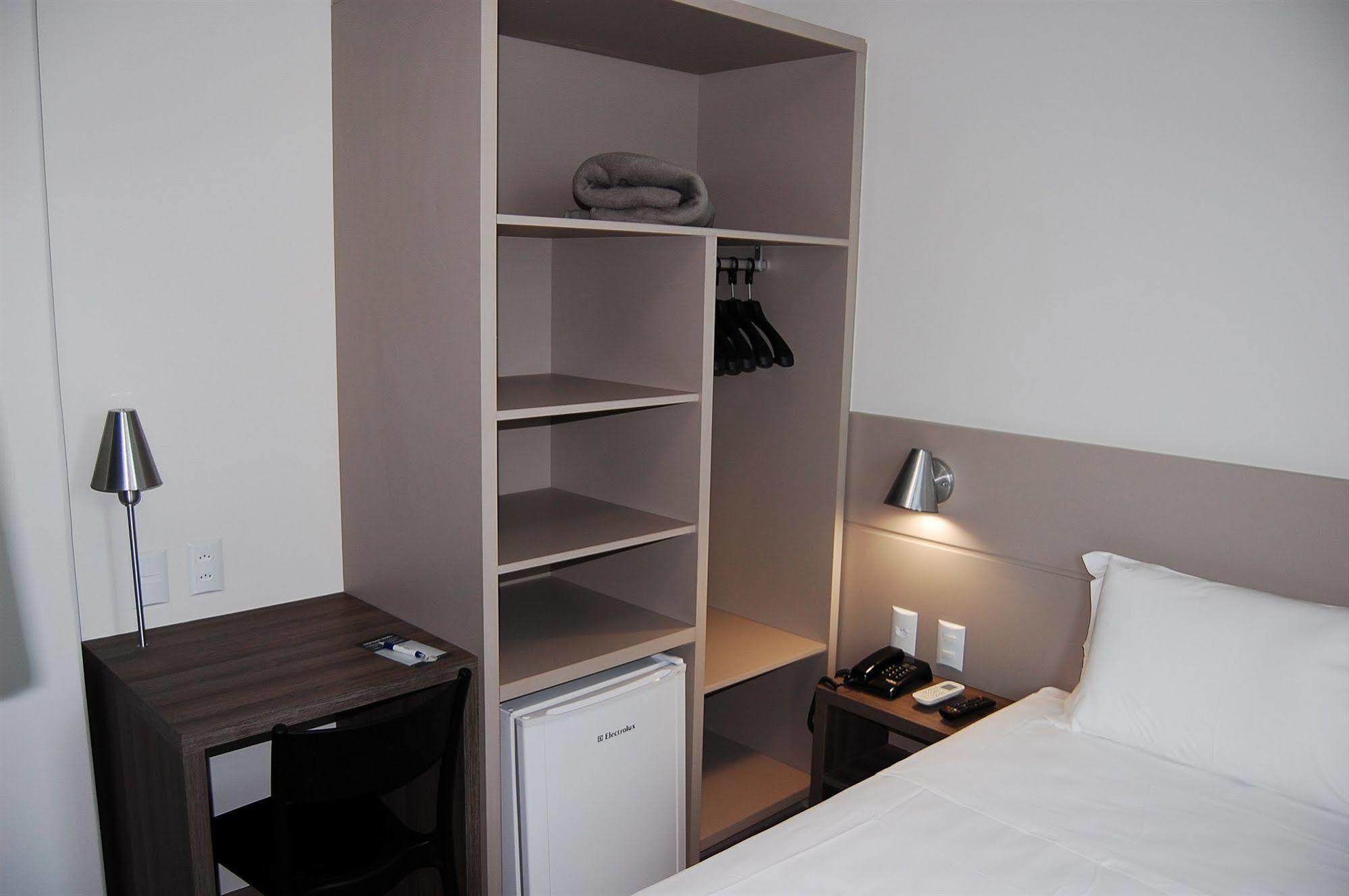 Hotel Valerim Itajai / Navegantes ภายนอก รูปภาพ