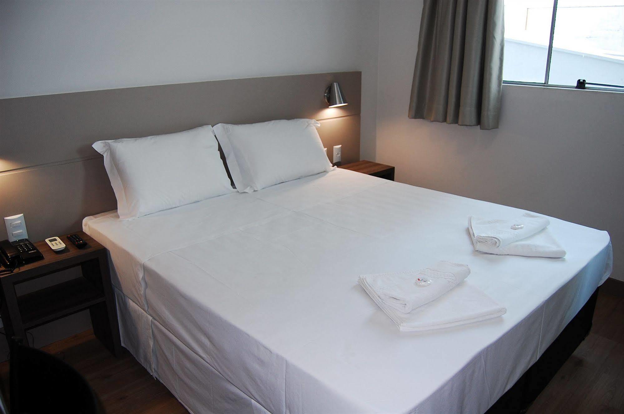 Hotel Valerim Itajai / Navegantes ภายนอก รูปภาพ