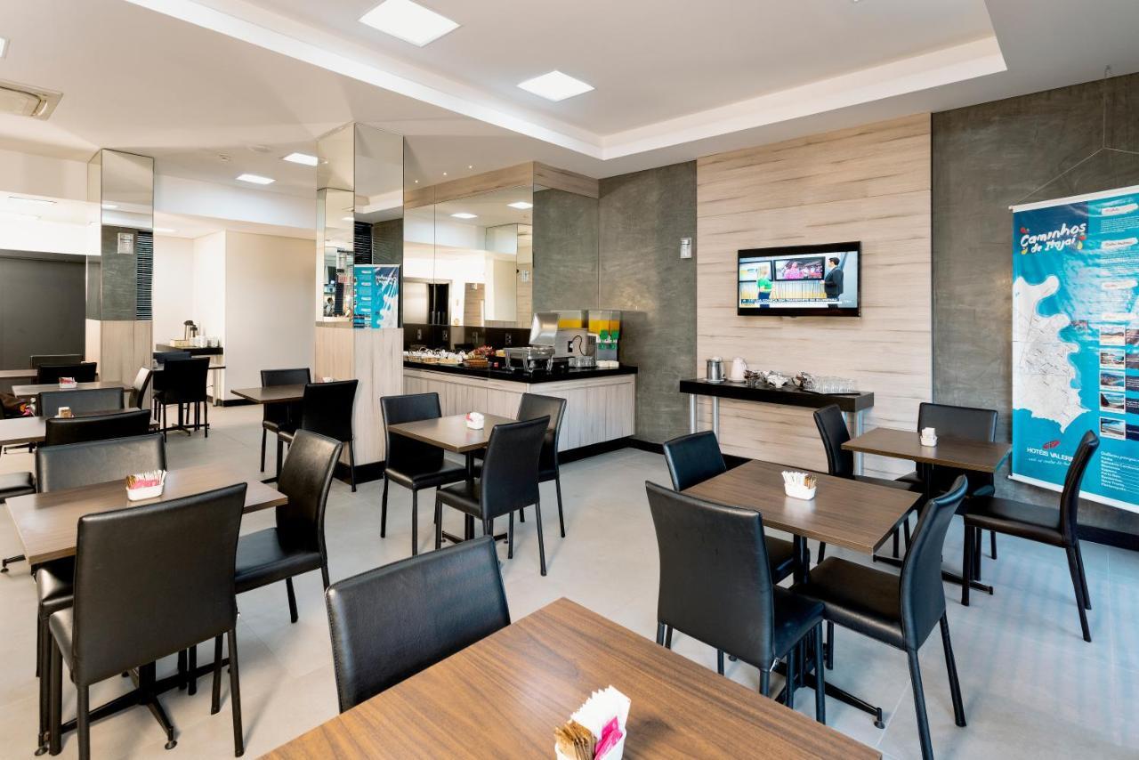 Hotel Valerim Itajai / Navegantes ภายนอก รูปภาพ